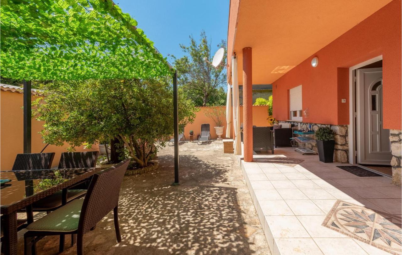 Cozy Home In Vrsi With Wifi المظهر الخارجي الصورة