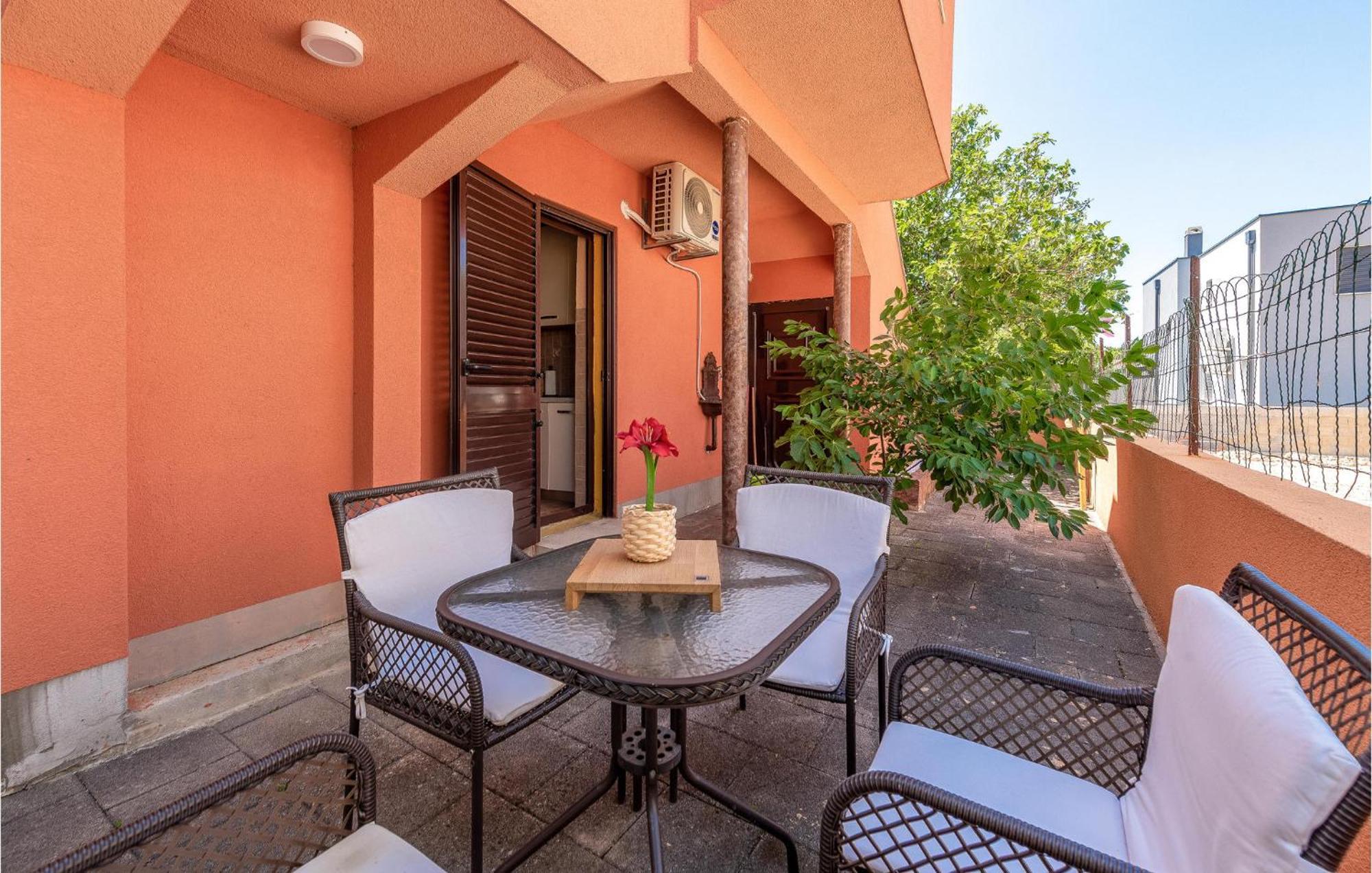 Cozy Home In Vrsi With Wifi المظهر الخارجي الصورة