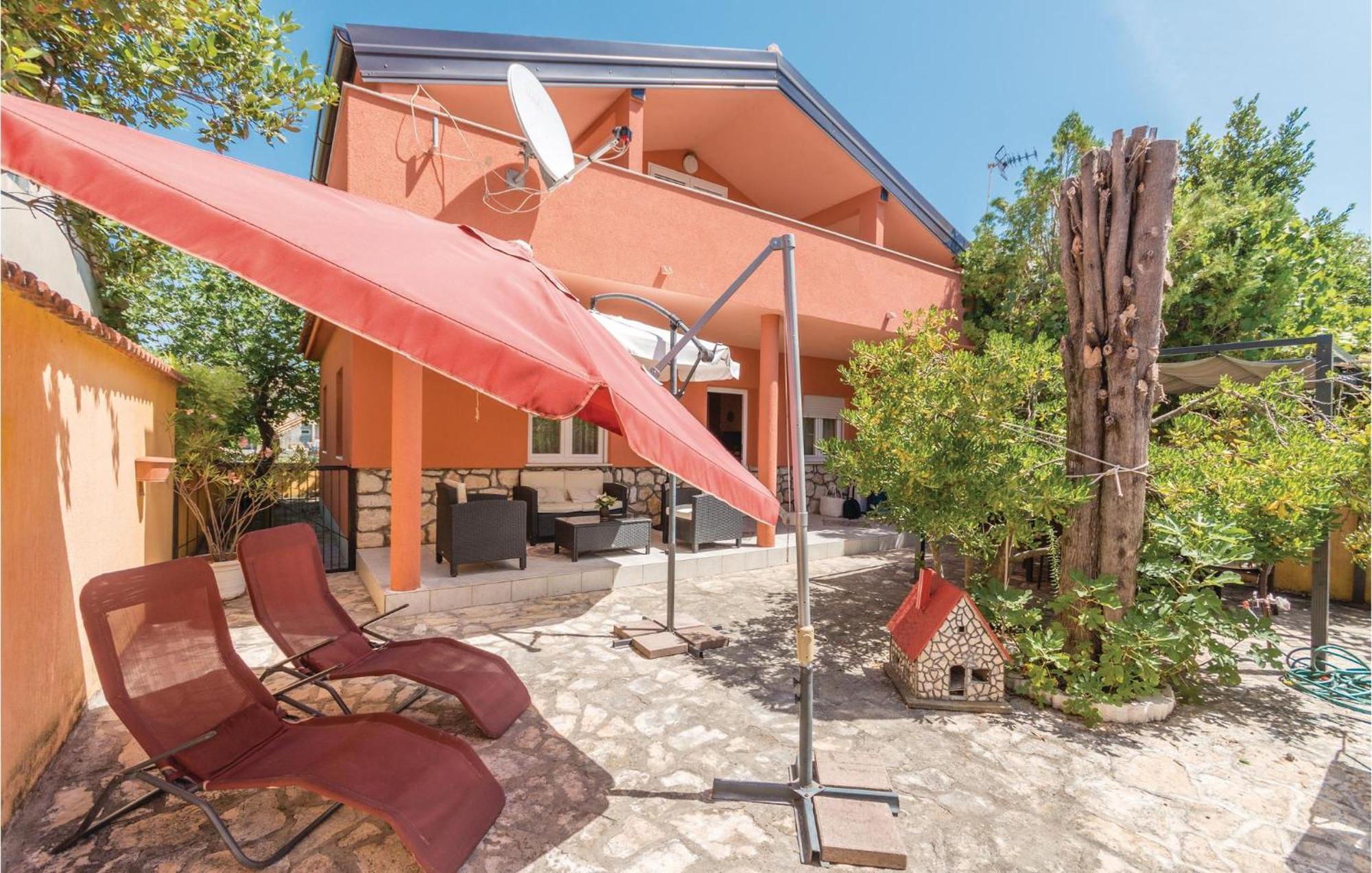 Cozy Home In Vrsi With Wifi المظهر الخارجي الصورة